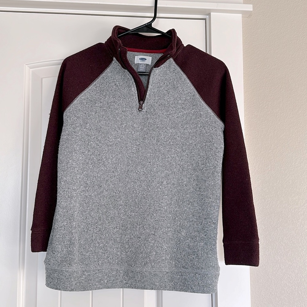 Old Navy 3/4 zip thick knitted top, Gray and Burgundy, youth Large 10-12